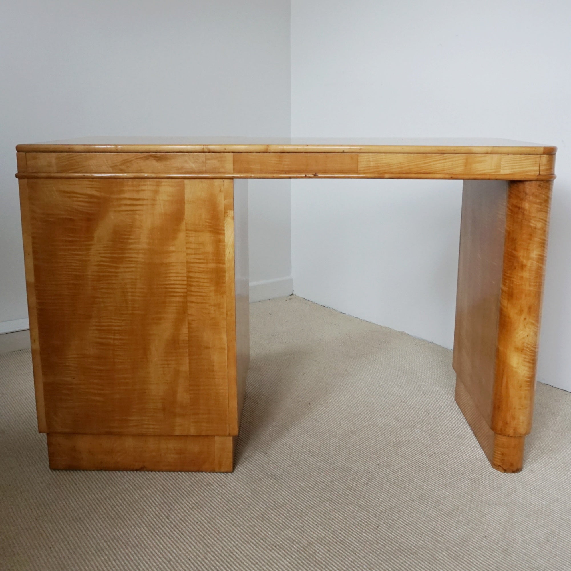 Vintage Art Deco Writing Desk with Satin Birch Veneered on Solid Mahogany - Jeroen Markies Art Deco