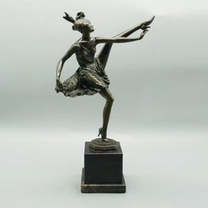 'High Kick'
