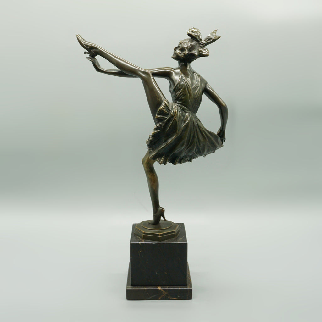 'High Kick' Art Deco Bronze Sculpture by Bruno Zach - Jeroen Markies Art Deco