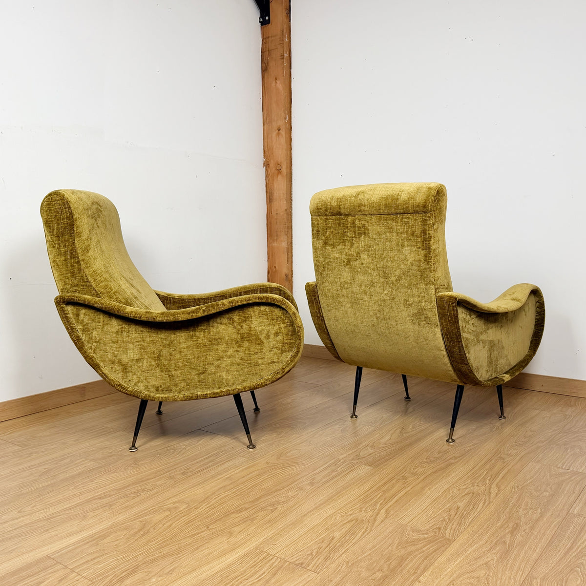Pair of Mid-Century Italian Lounge Chairs 'Lady Chairs' by Marco Zanuso | Markies Antiques Ltd