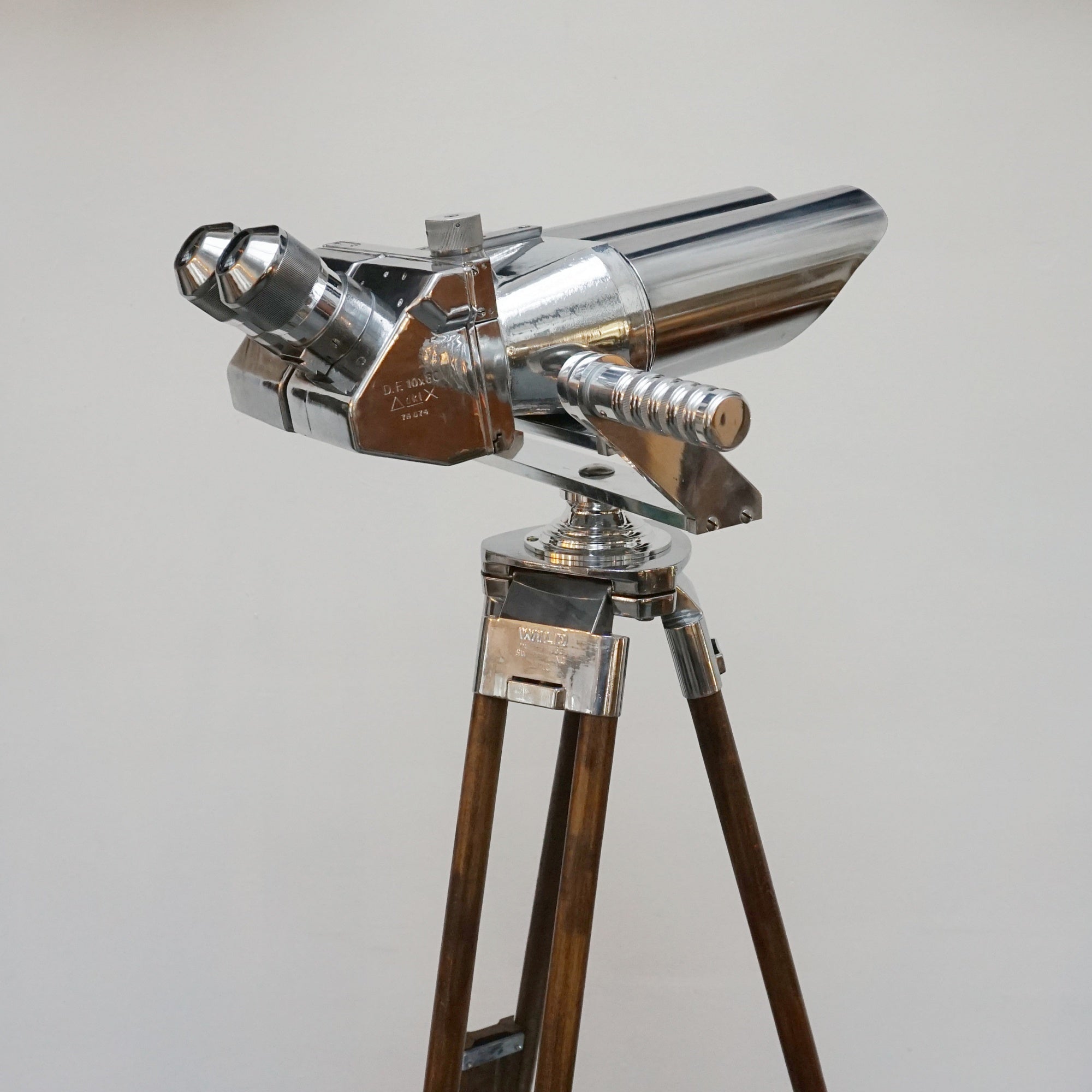 10x80 Observation Binoculars