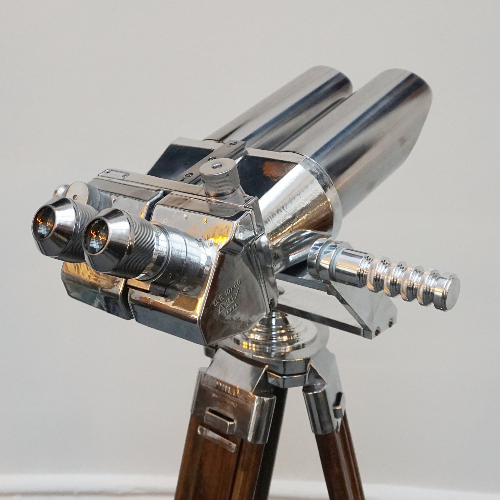 10x80 Observation Binoculars