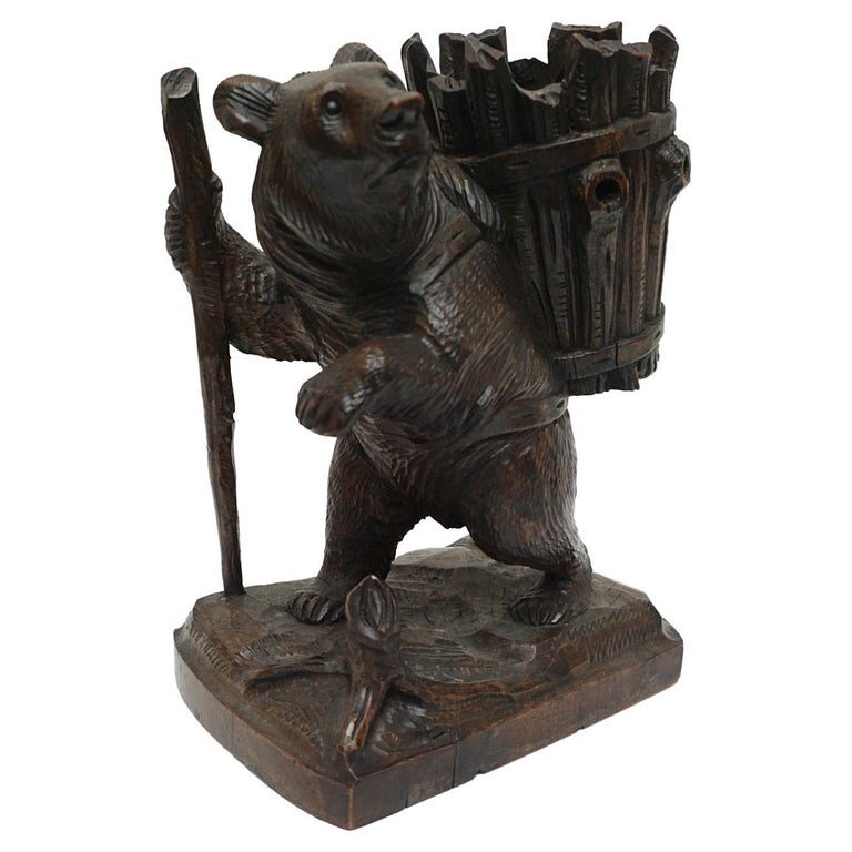 A Black Forest carved walking bearA Black Forest carved walking bear - Jeroen Markies Art Deco