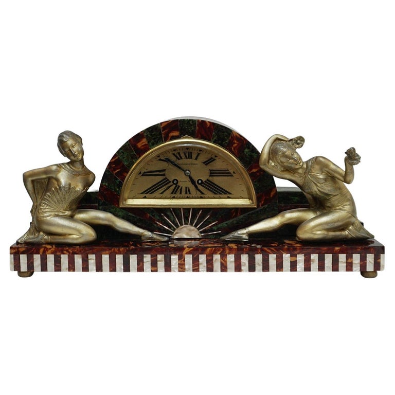 An Art Deco clock with spelter ladies - Jeroen Markies Art Deco