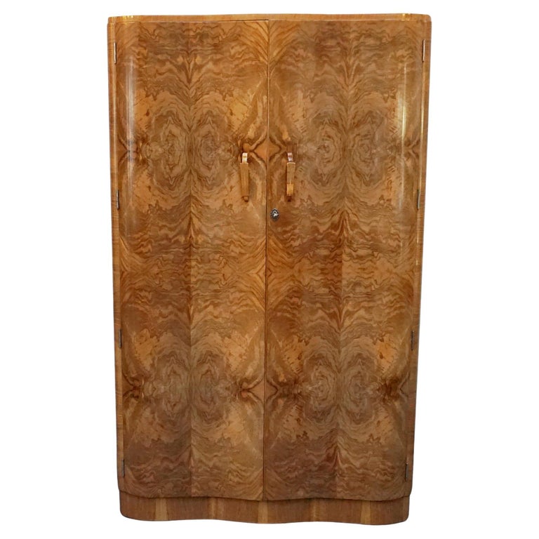 Art Deco wardrobe. Burr walnut wardrobe. 1930s furniture. solid oak vintage wardrobe. - Jeroen Markies Art Deco
