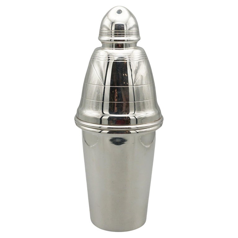 An Art Deco Cocktail Shacker. 1930s barware, silver plate, bullet shaped cocktail shaker - Jeroen Markies Art Deco