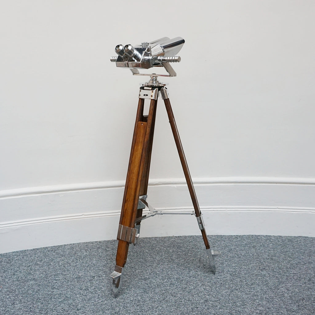 10X80 chrome marine binoculars by Leica. Set over a later extending wood and chromed metal stand with angular chromed feet. Mid Century Naval Equipment. War ship accessory . WW2 Binoculars - Jeroen Markies Art Deco 