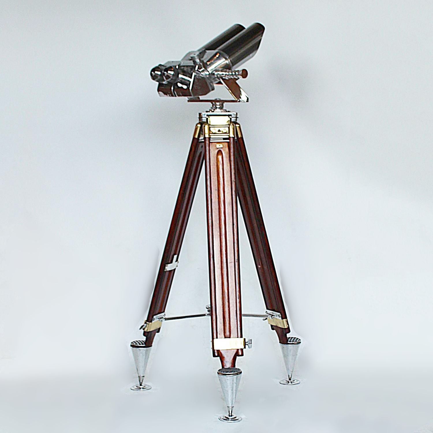 Art Deco binoculars attributed to Zeiss on wooden stand at Jeroen Markies 