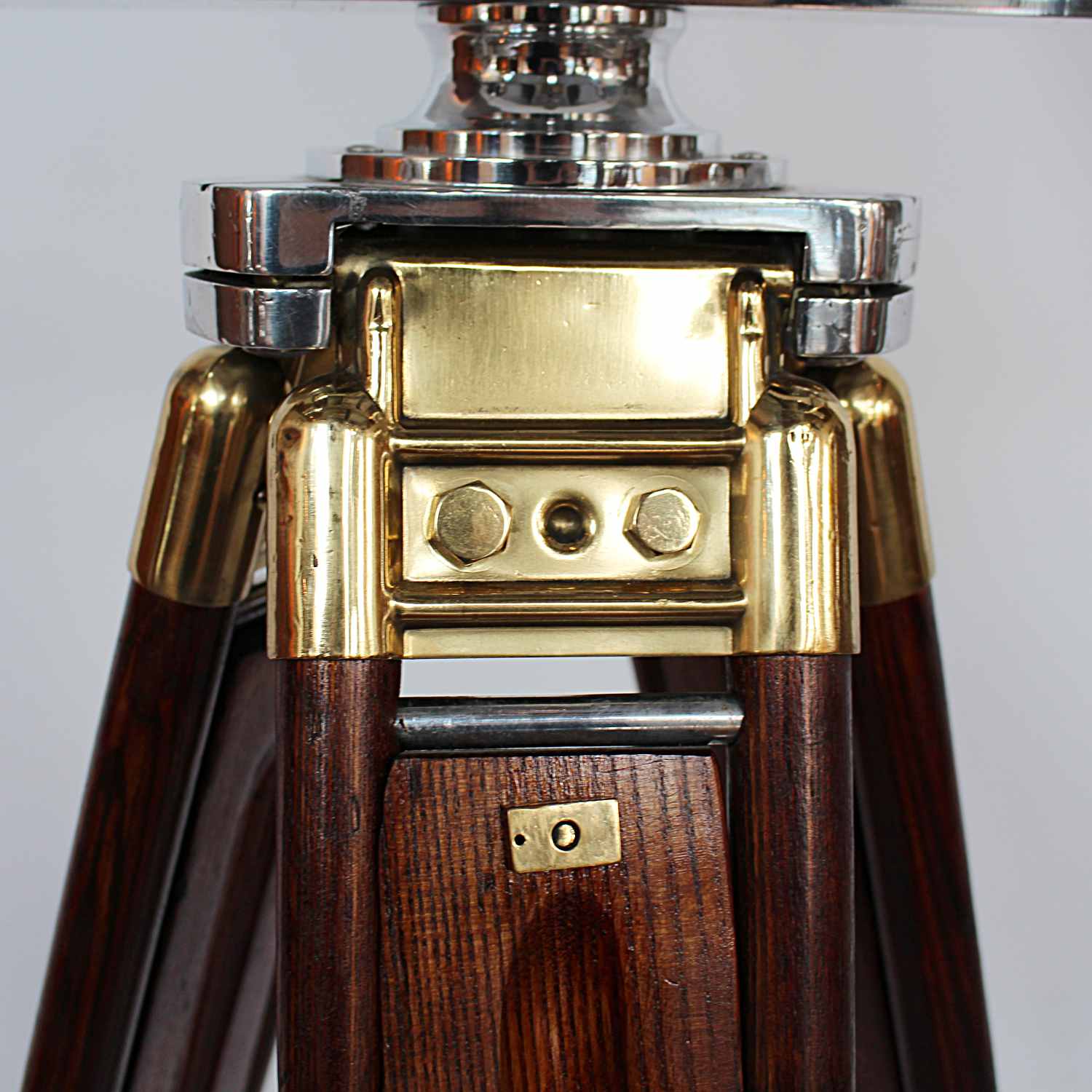 Art Deco binoculars attributed to Zeiss on wooden stand at Jeroen Markies 