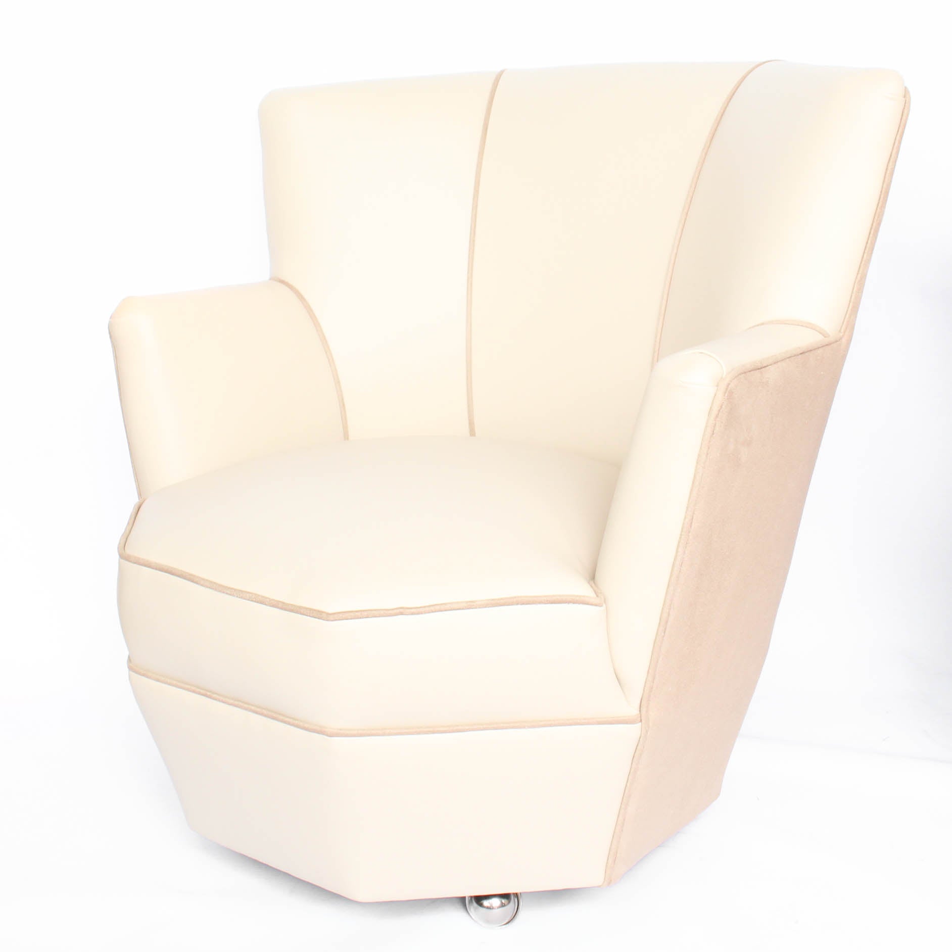 A pair of 1930s three penny piece bedroom/cocktail chairs. Upholstered in cream leather to fronts and faux suede to back and sides with new kendrick chrome casters at Jeroen Markies