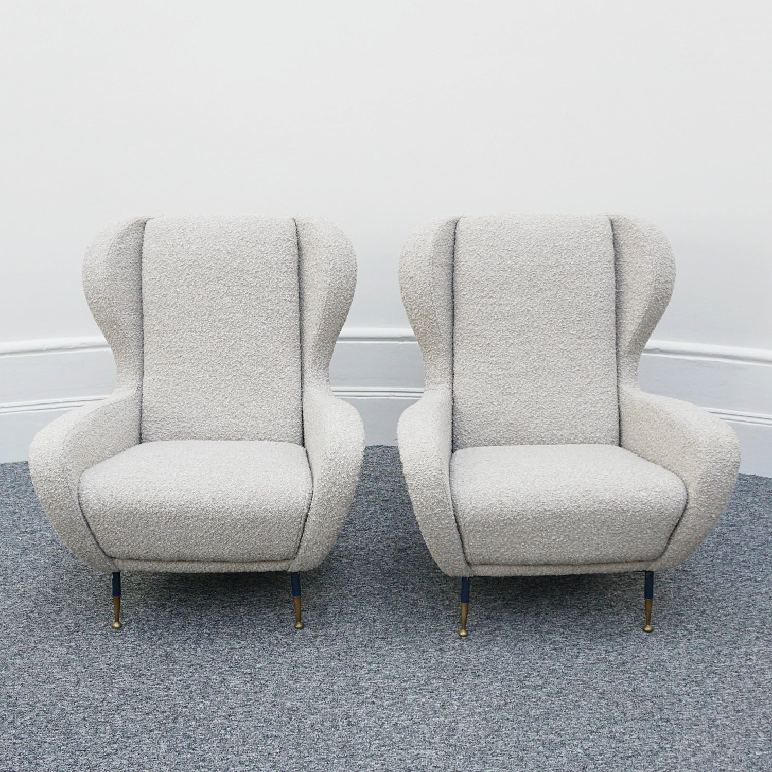 Vintage Italian Mid-Century Modern Lounge Chairs Re-Upholstered in grey Bouclé Circa 1950 - Jeroen Markies Art Deco