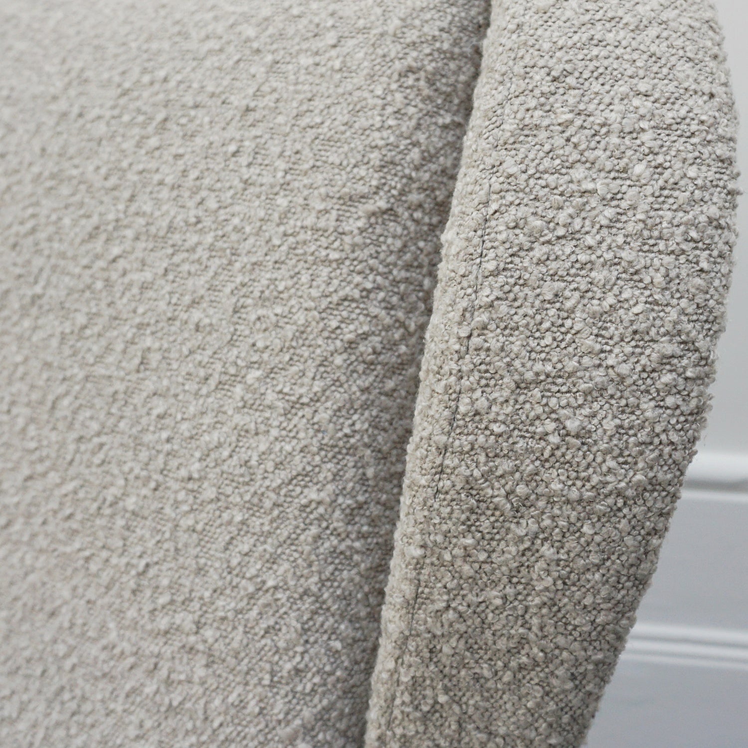 Vintage Italian Mid-Century Modern Lounge Chairs Re-Upholstered in grey Bouclé Circa 1950 - Jeroen Markies Art Deco