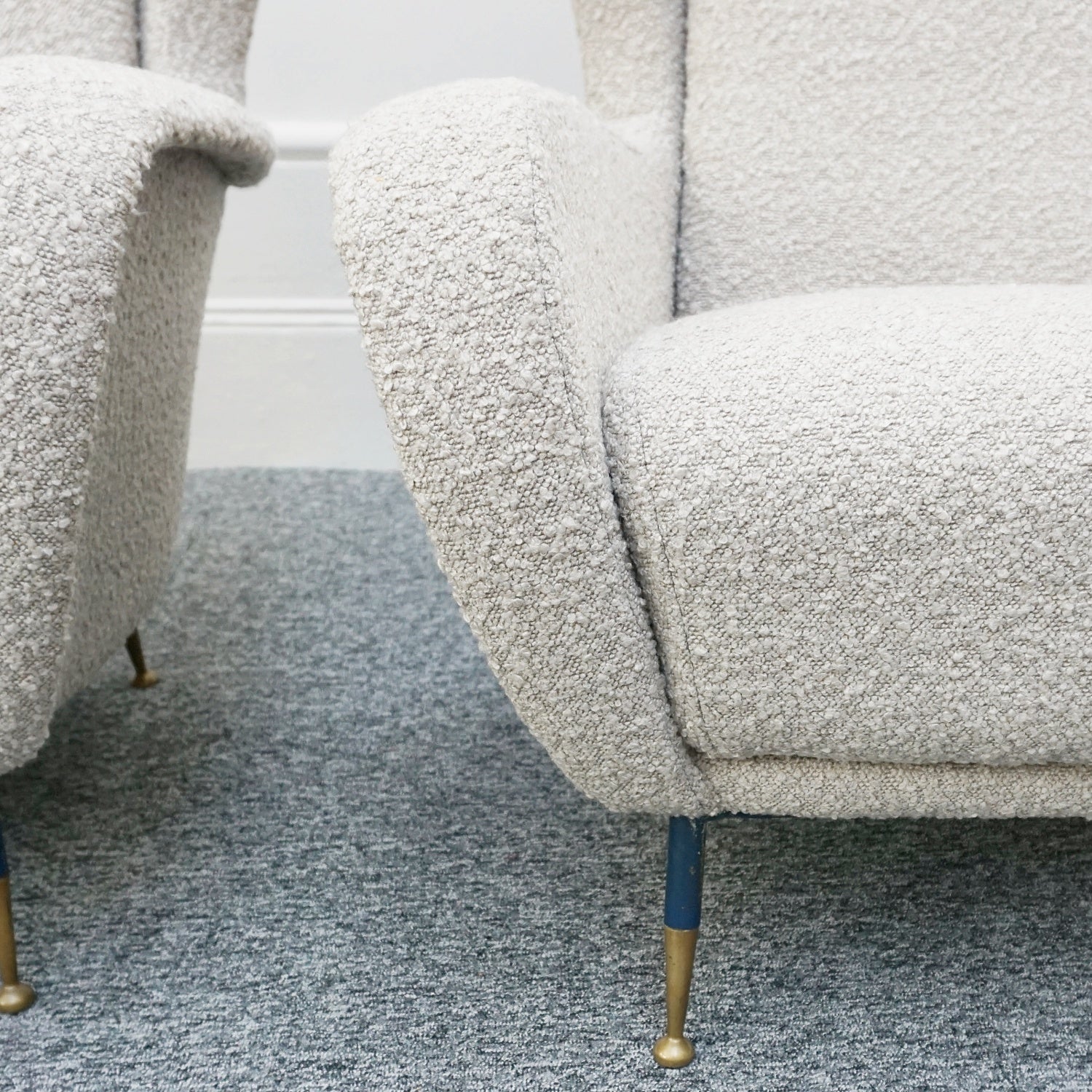 Vintage Italian Mid-Century Modern Lounge Chairs Re-Upholstered in grey Bouclé Circa 1950 - Jeroen Markies Art Deco