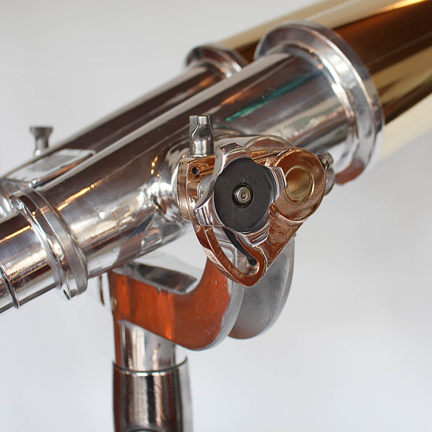 Art Deco Nikon binoculars 20x120 on wooden stand at Jeroen Markies