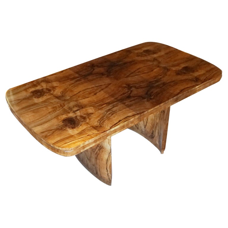 Extendable Dining Room Table