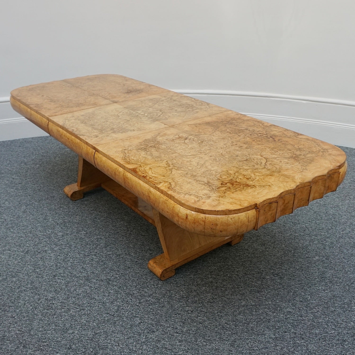 Art Deco Eight Seater Dining Suite by Harry & Lou Epstein Circa 1935 Burr Walnut and Leather - Jeroen Markies Art Deco