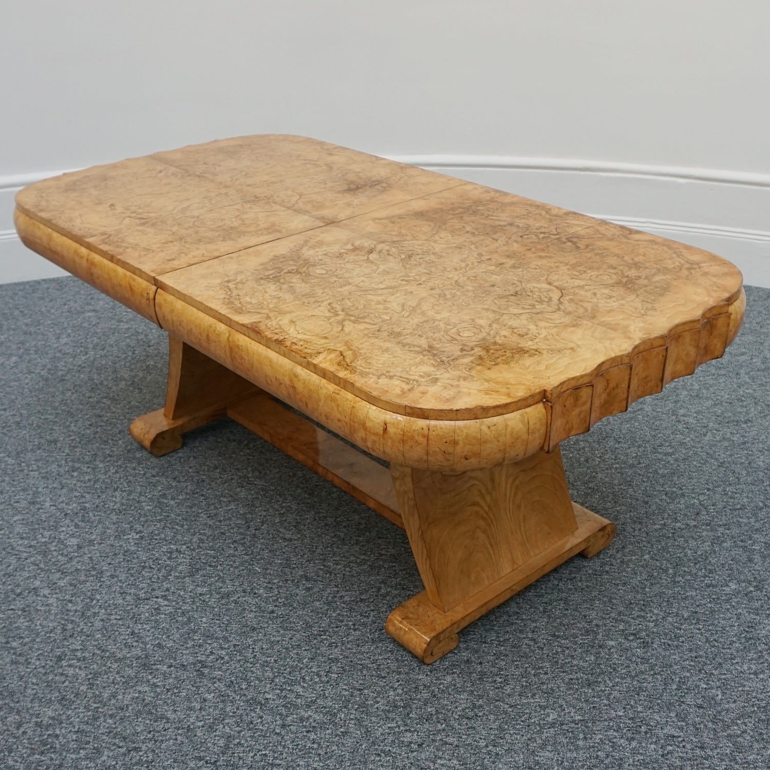 Art Deco Eight Seater Dining Suite by Harry & Lou Epstein Circa 1935 Burr Walnut and Leather - Jeroen Markies Art Deco