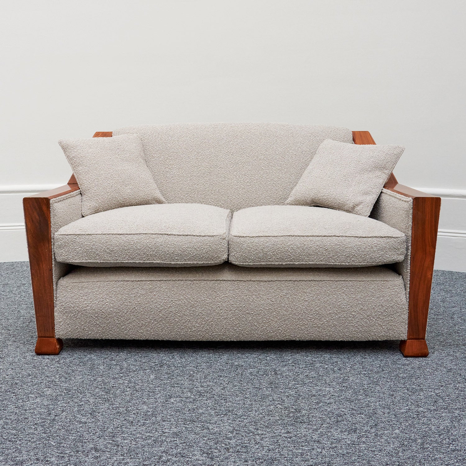 Art Deco Club Sofa Walnut and Bouclé - Jeroen Markies Art Deco Lounge Sofa Vintage Original 