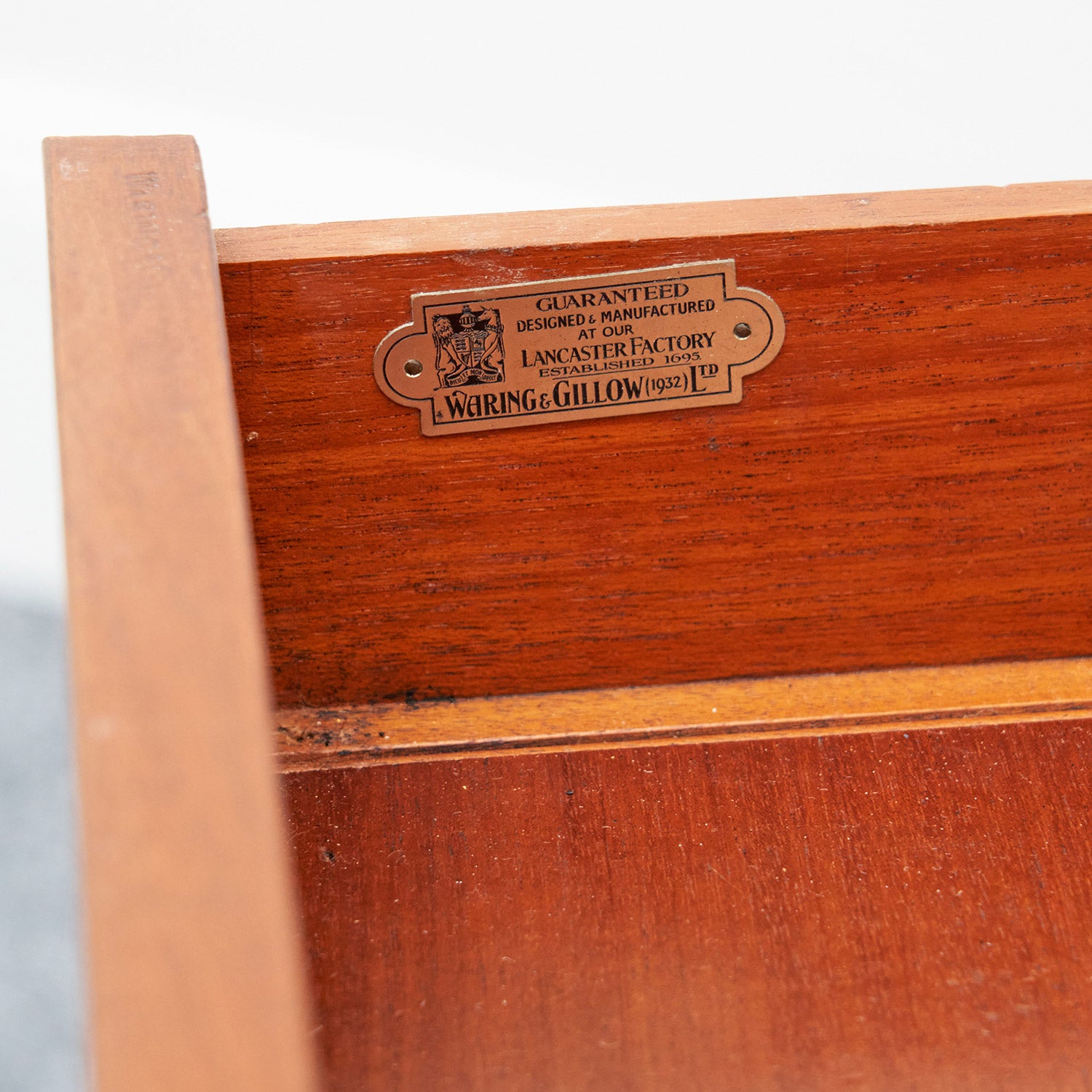 Art Deco Writing Desk by Waring & Gillow 1932 - Jeroen Markies Art Deco