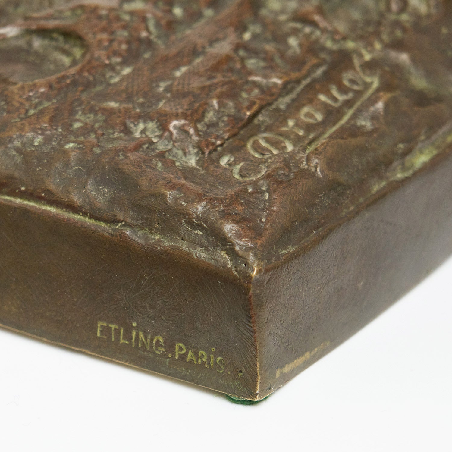 Native American Warrior on Horseback by Édouard Drouot - Jeroen Markies Art Deco