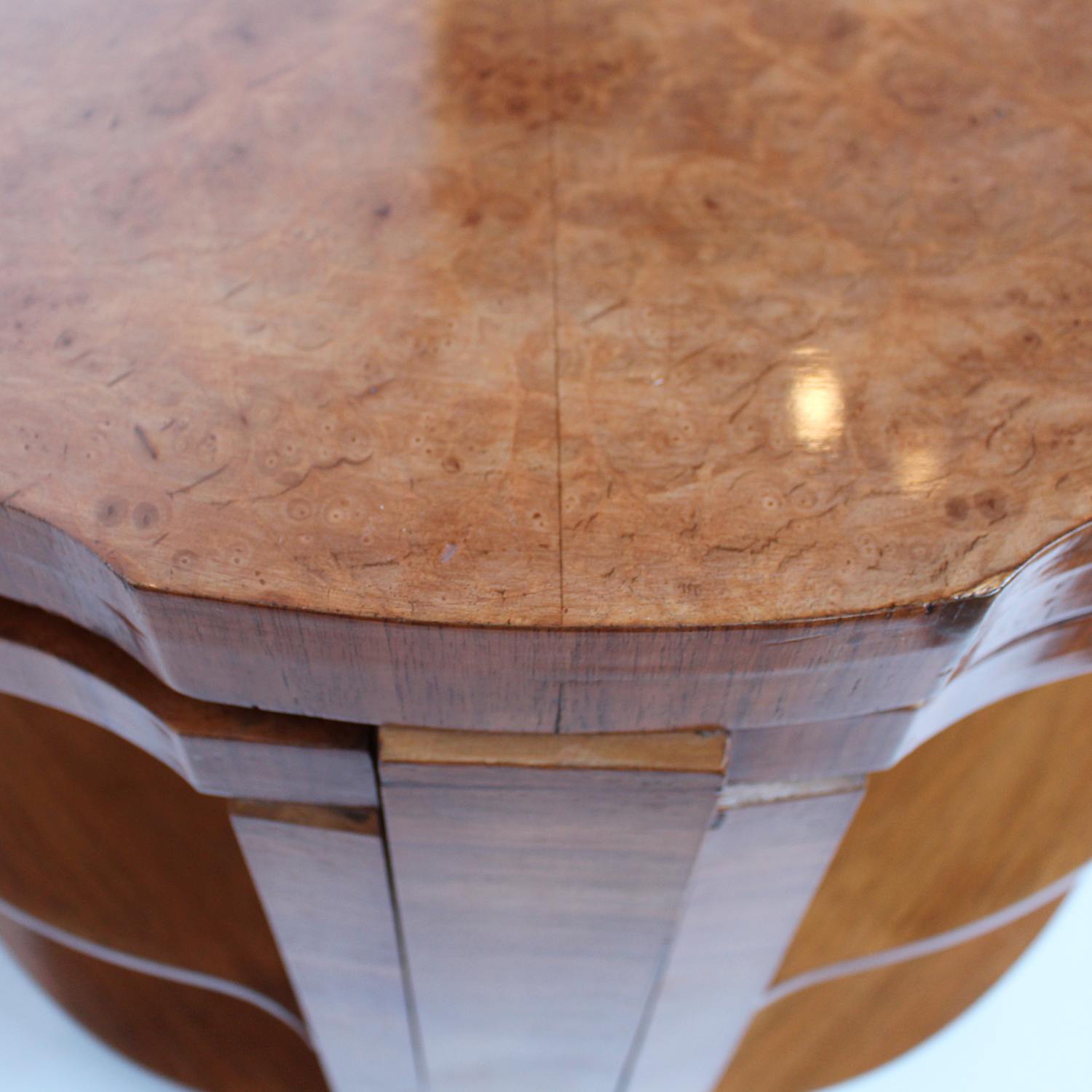 Art Deco nest of tables in walnut circa 1930