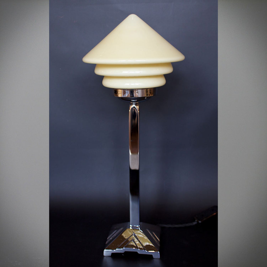 Art Deco table lamp