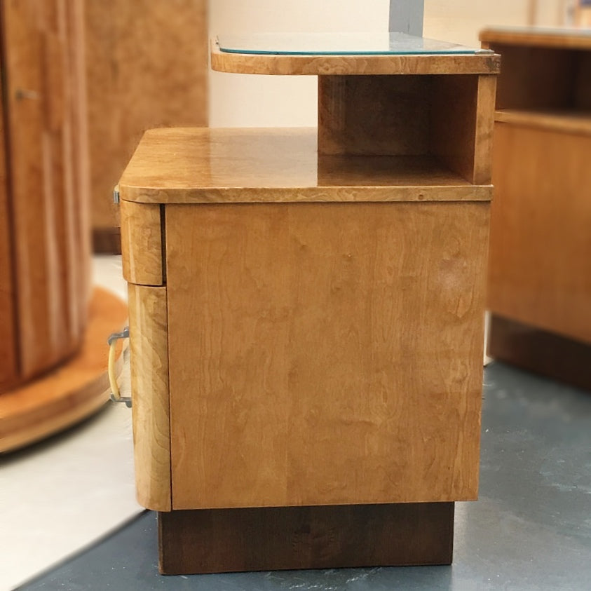 Art Deco bedside cabinets at Jeroen Markies