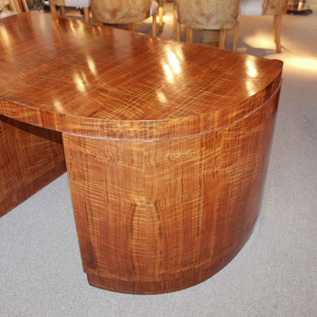 Art Deco desk with integral slides and curved corners at Jeroen Markies