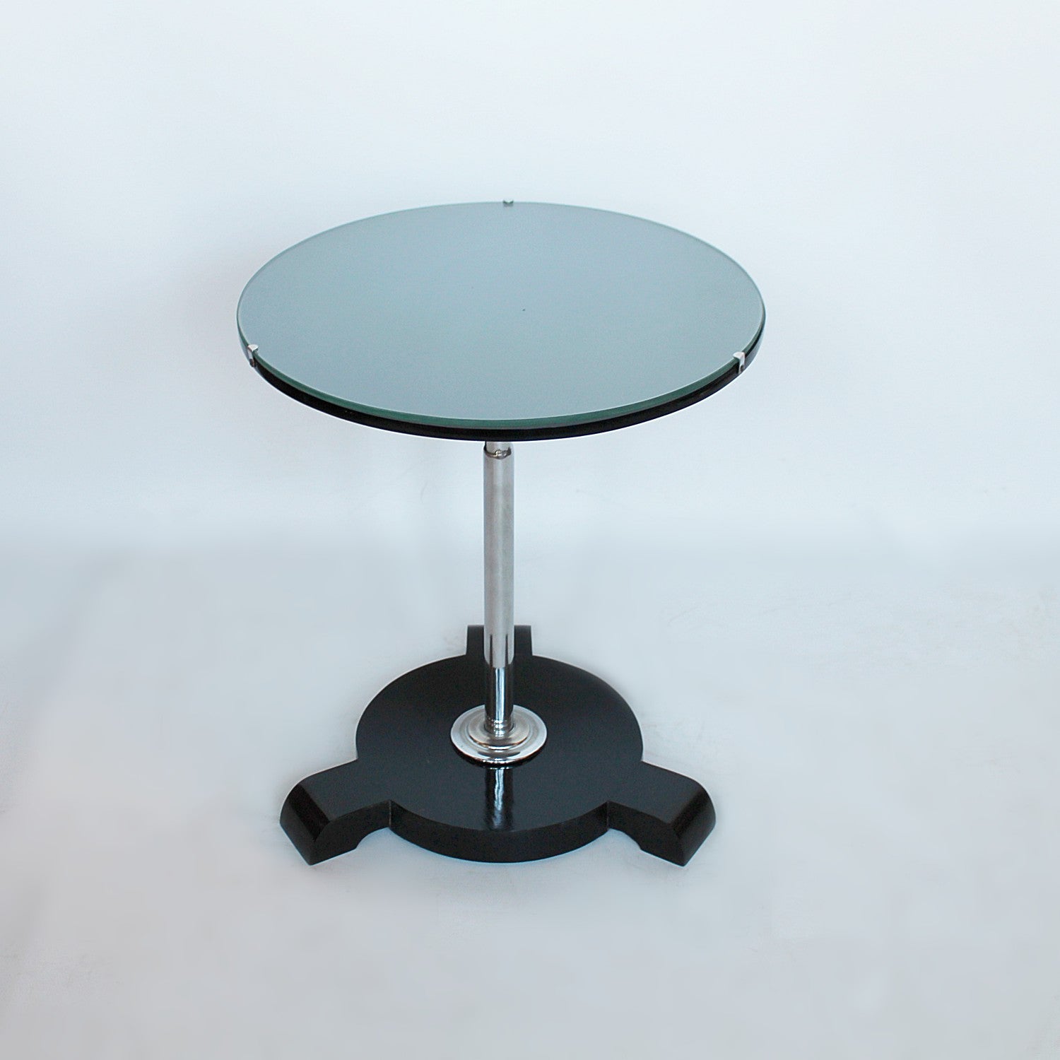 Art Deco extendable side table in ebonised wood and chromed metal at Jeroen Markies