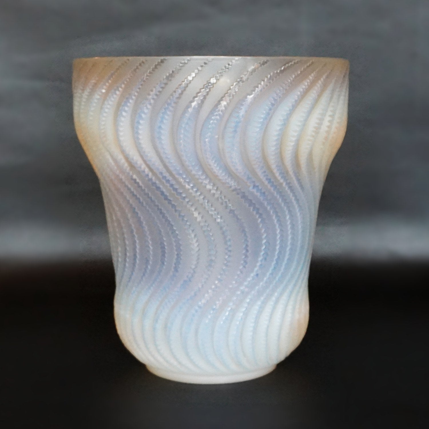 Actinia Glass Vase by René Lalique Glass - Jeroen Markies Art Deco 