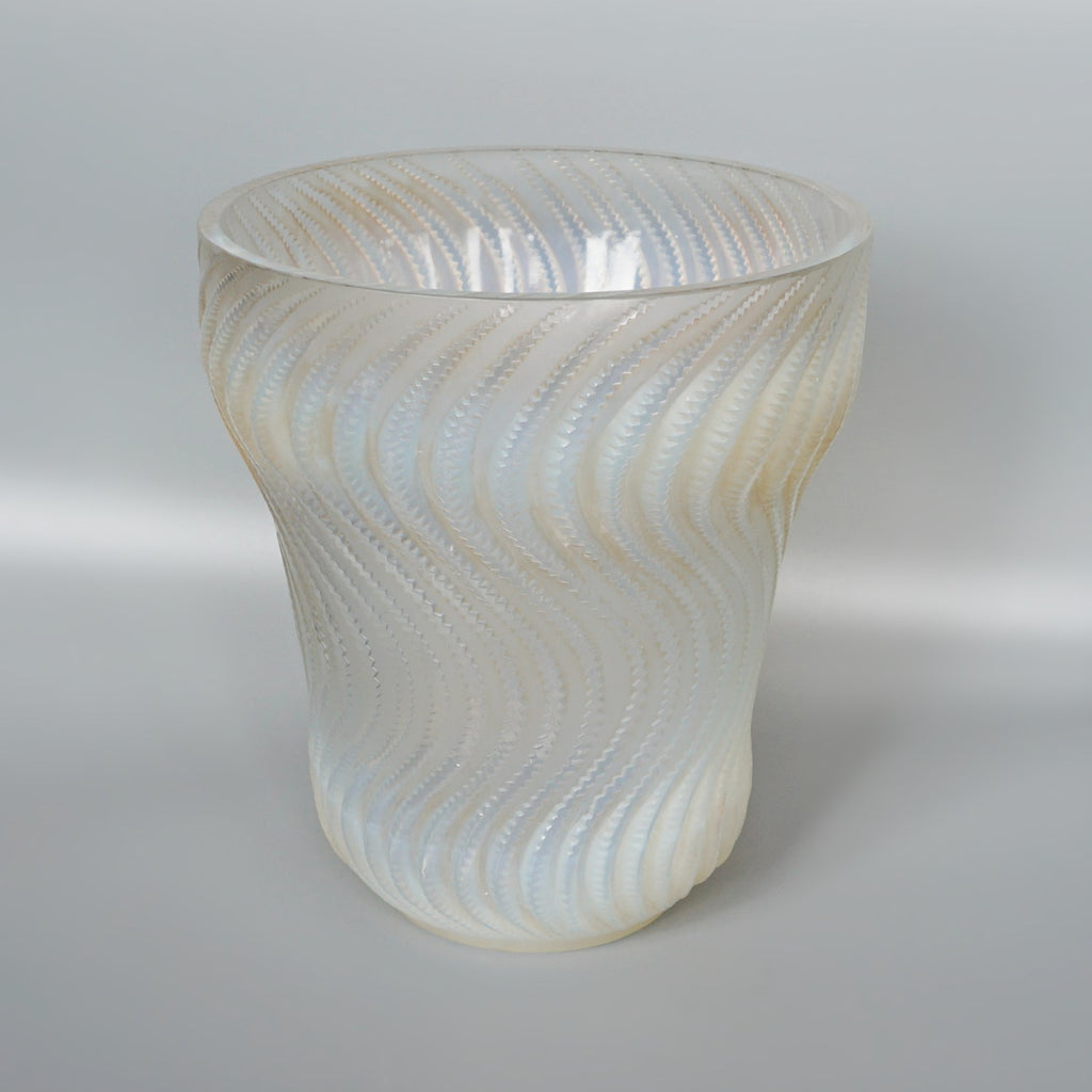 Actinia Glass Vase by René Lalique Glass - Jeroen Markies Art Deco 