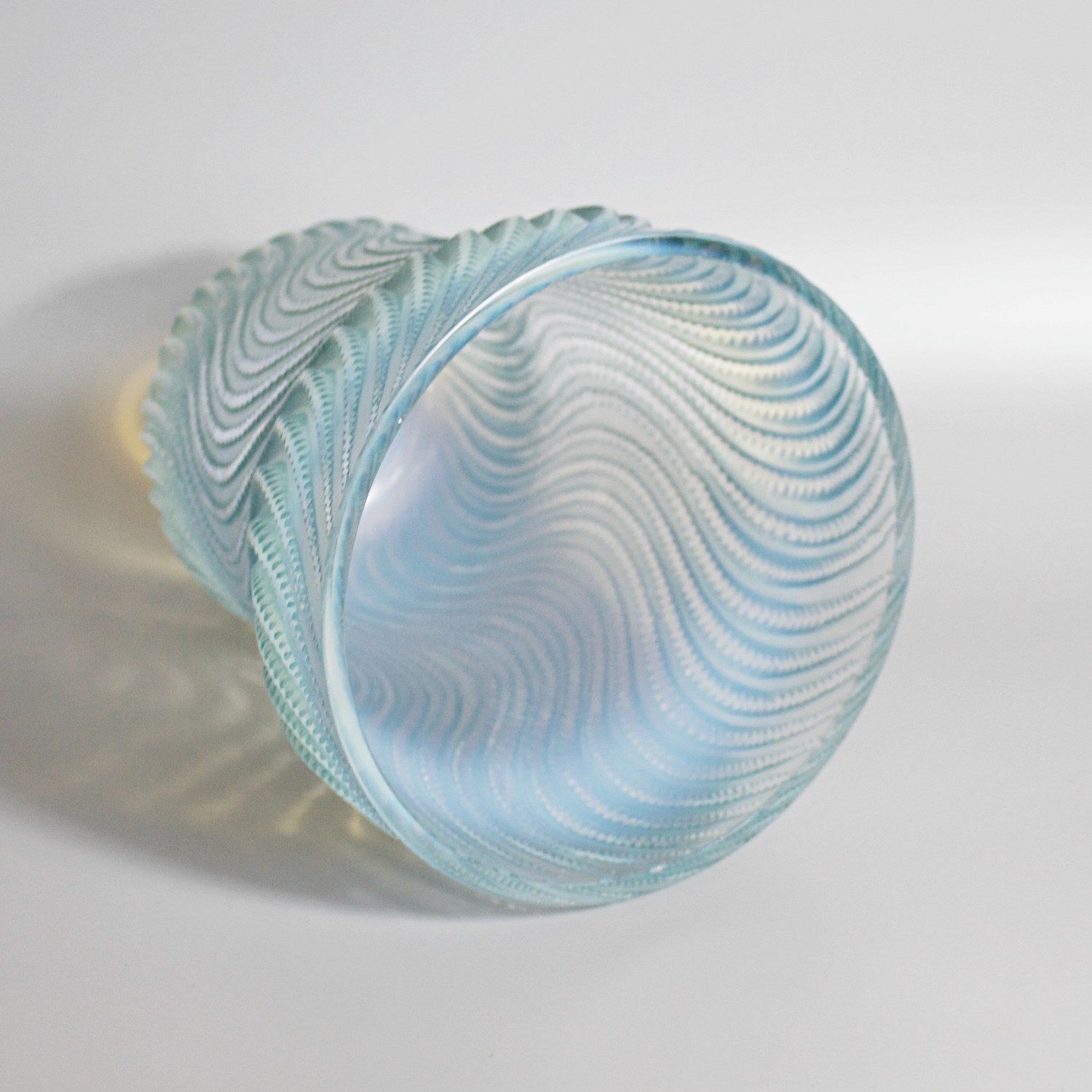 René Lalique "Actinia' Opalescent Art Deco Glass Vase - René Lalique Glass -  Jeroen Markies Art Deco