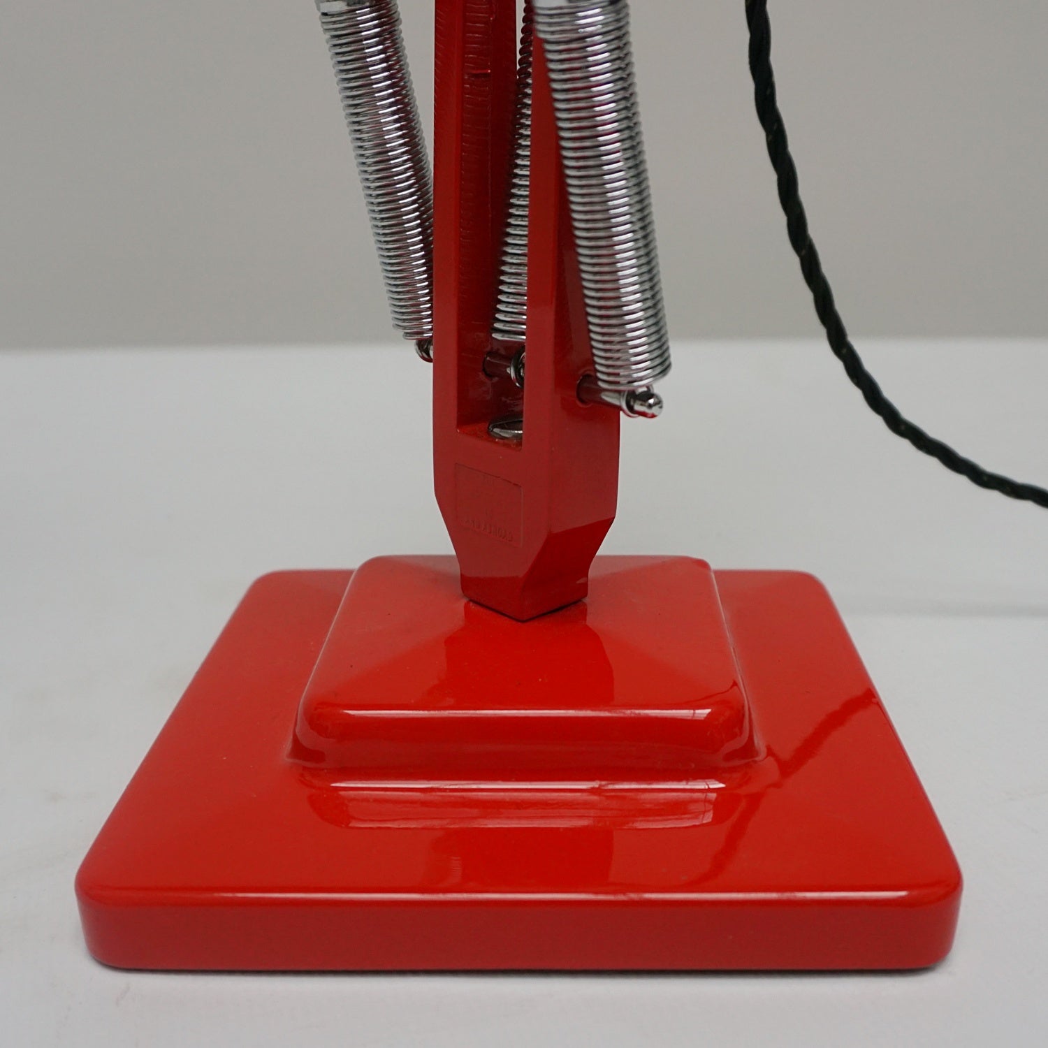 Herbert Terry & Sons Red Painted Anglepoise Desk Lamp - Jeroen Markies Art Deco