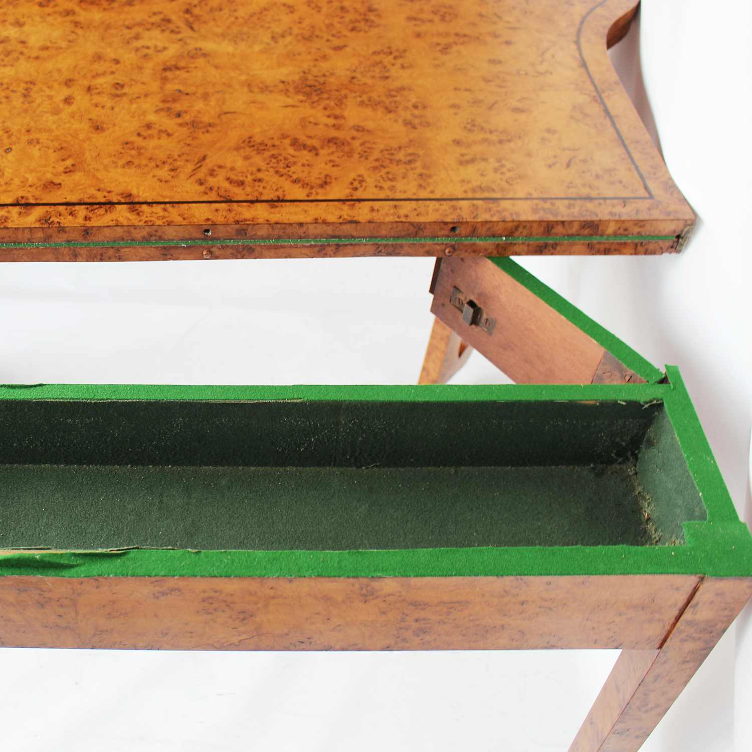 Regency card table in pollard oak at Jeroen Markies