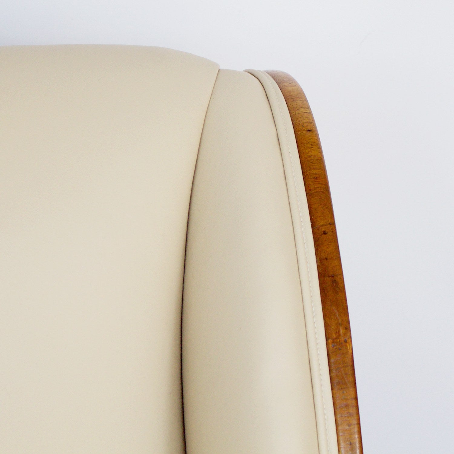 A French Art Deco Streamlined Lounge Chair Jeroen Markies Art Deco