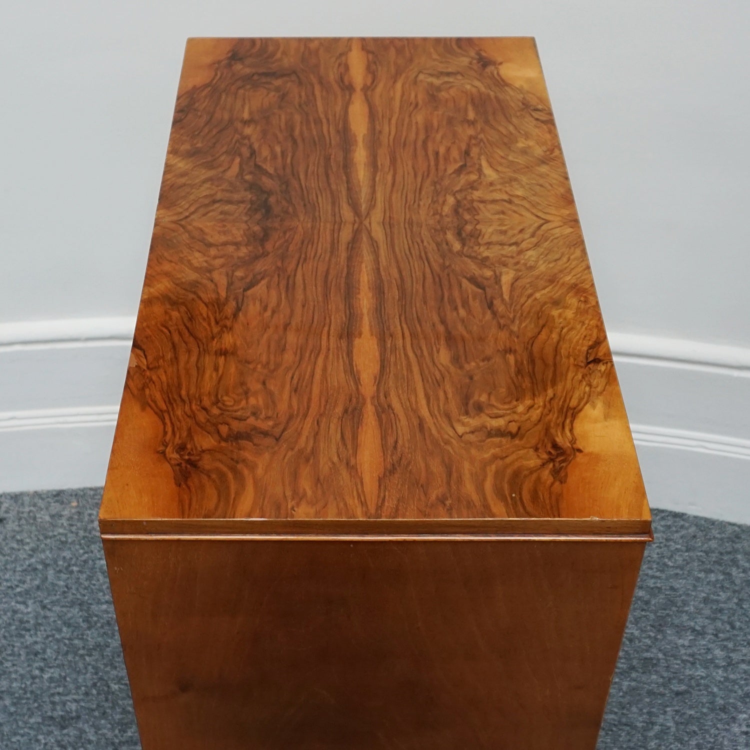 Vintage Furniture - Vintage Art Deco Chest of Drawers - Jeroen Markies Art Deco