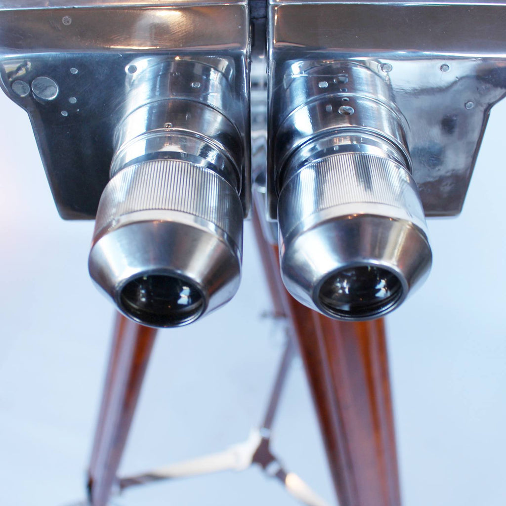 Art Deco 10x80 binoculars set over wood and metal Leica stand circa 1940 at Jeroen Markies 
