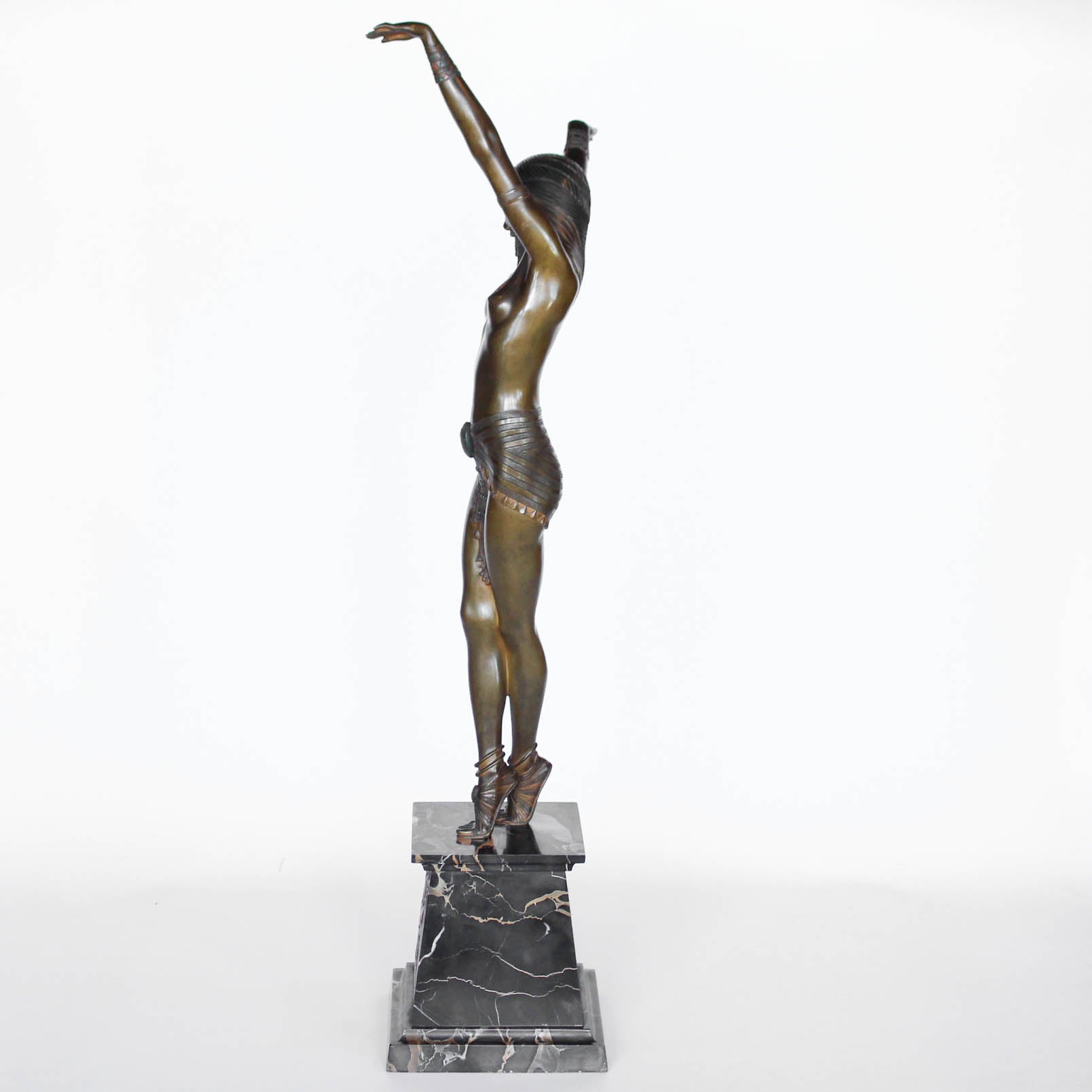 Cleopatra Art Deco Egyptian Dancer – Chiparus - Jeroen Markies Art Deco