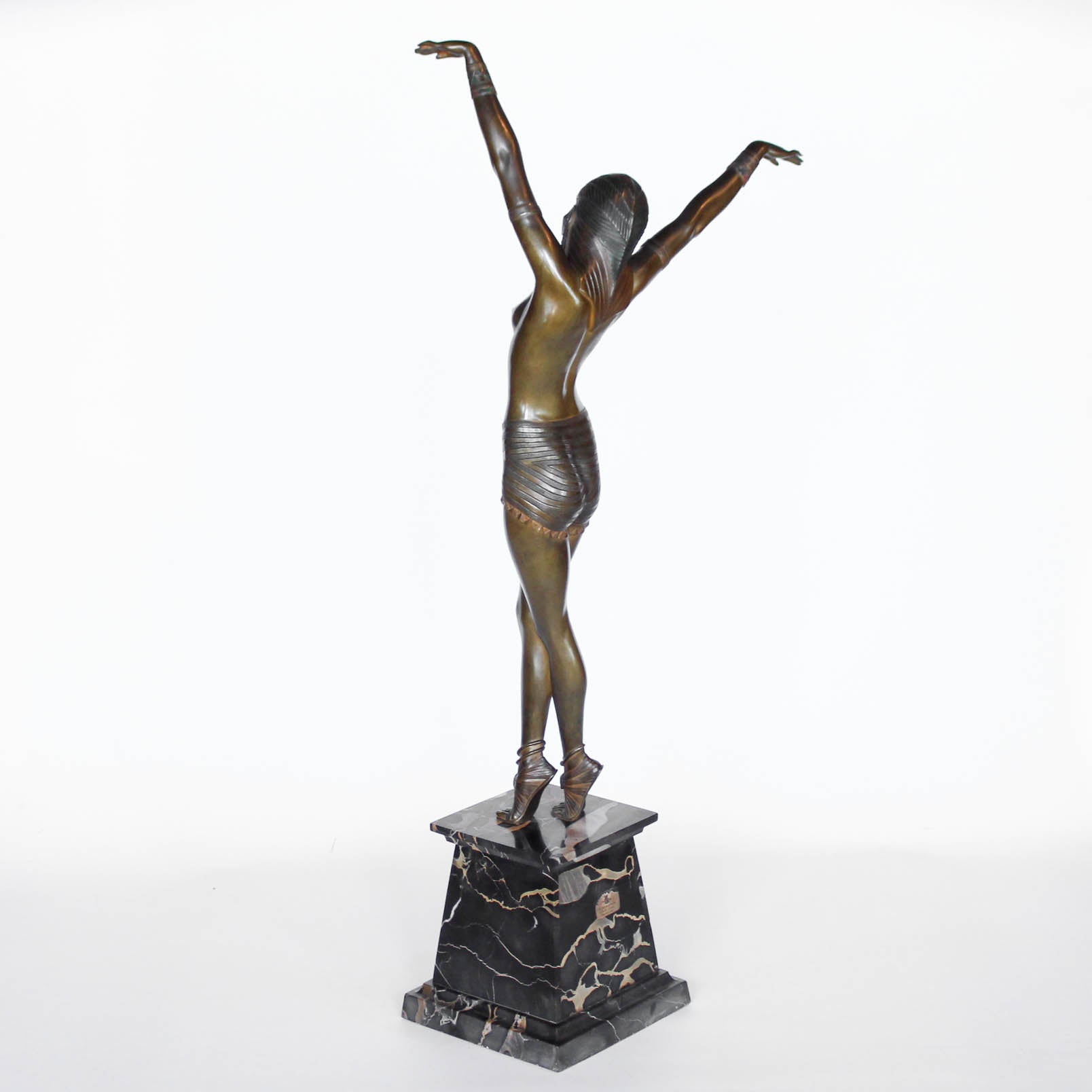 Cleopatra Art Deco Egyptian Dancer – Chiparus - Jeroen Markies Art Deco