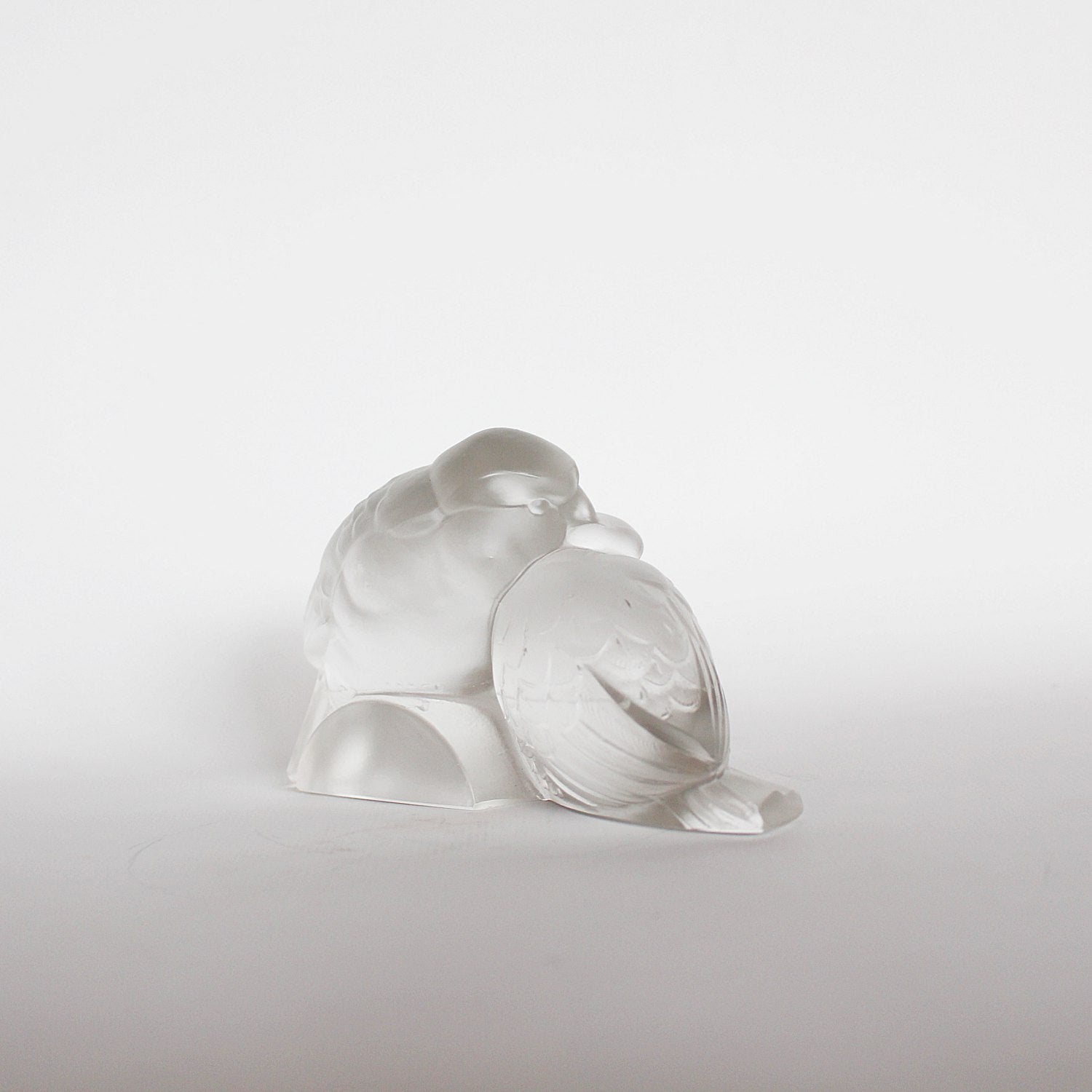 Ferjac Art Deco moulded glass birds at Jeroen Markies