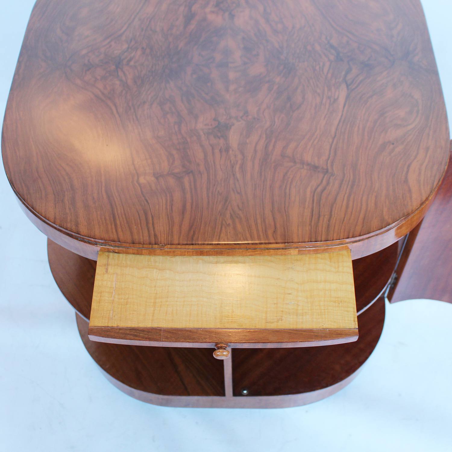 Heal's Art Deco library drinks table in walnut at Jeroen Markies