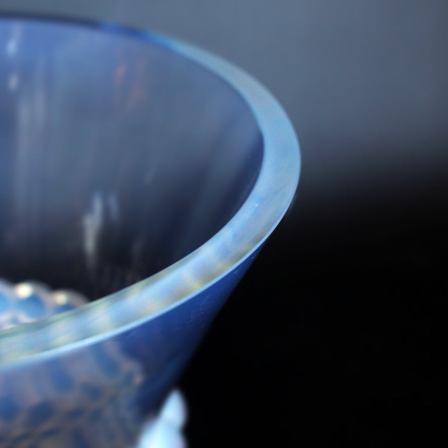 Lalique Graines Vase at Jeroen Markies