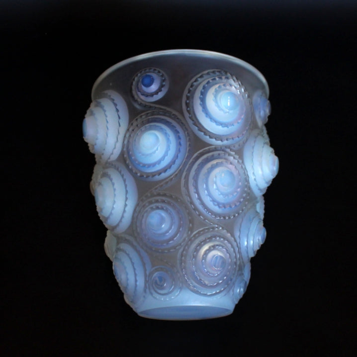Lalique Spirales Glass Vase at Jeroen Markies