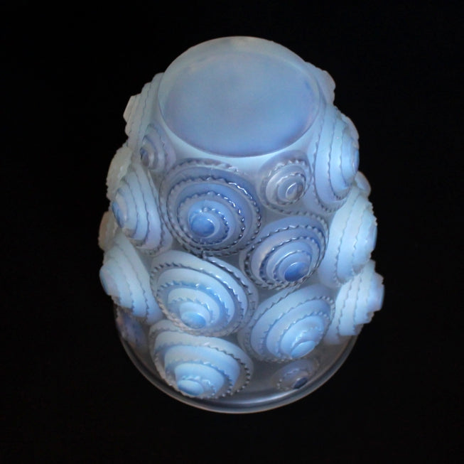 Lalique Spirales Glass Vase at Jeroen Markies