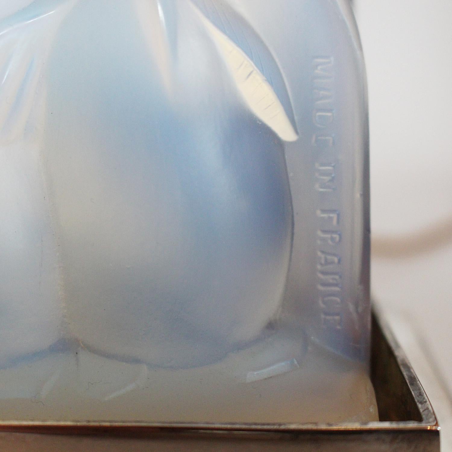 Lampe aux Pingouins, Art Deco glass lamp with penguins by Costabelle