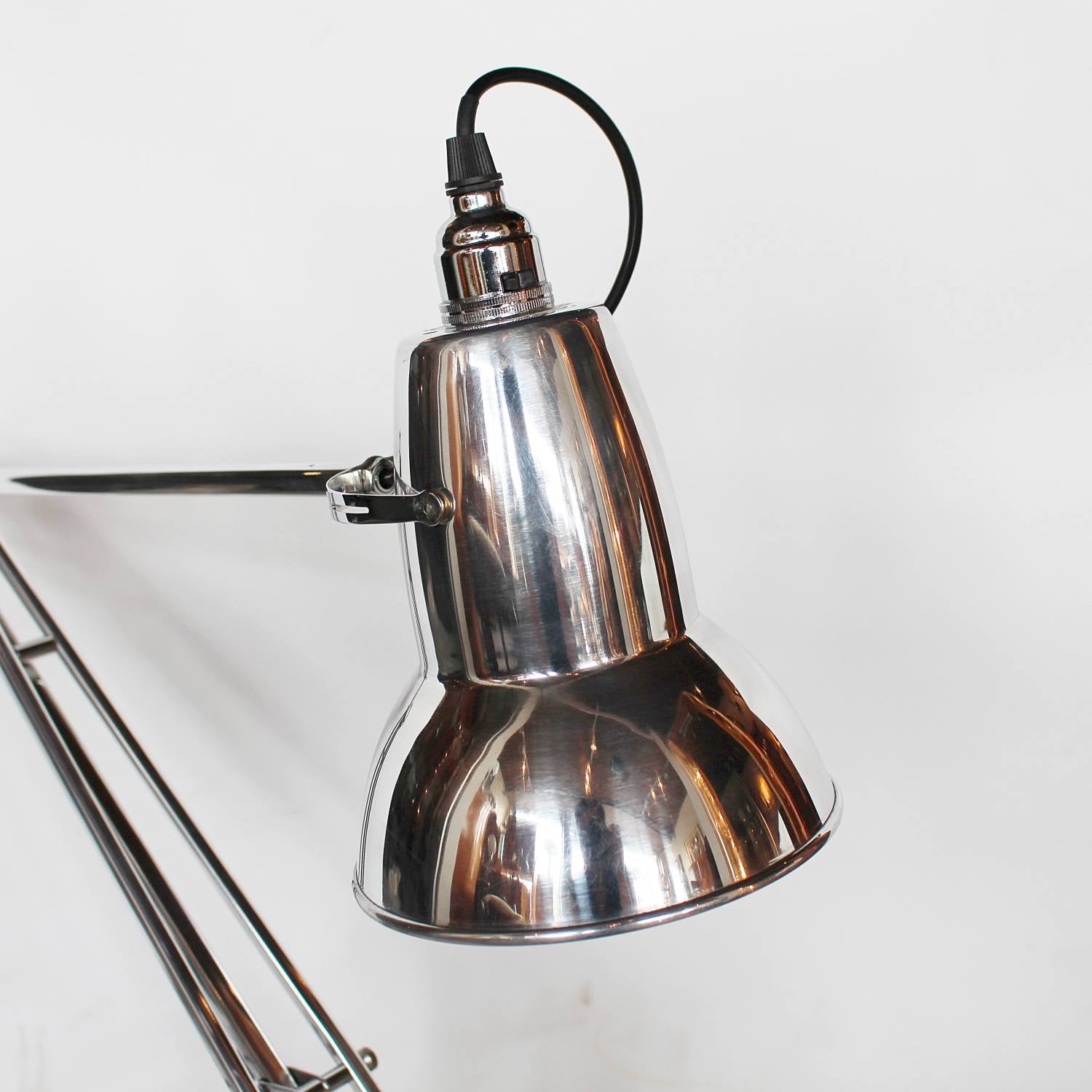 Art Deco Herbert Terry & Sons angle poise desk lamp at Jeroen Markies