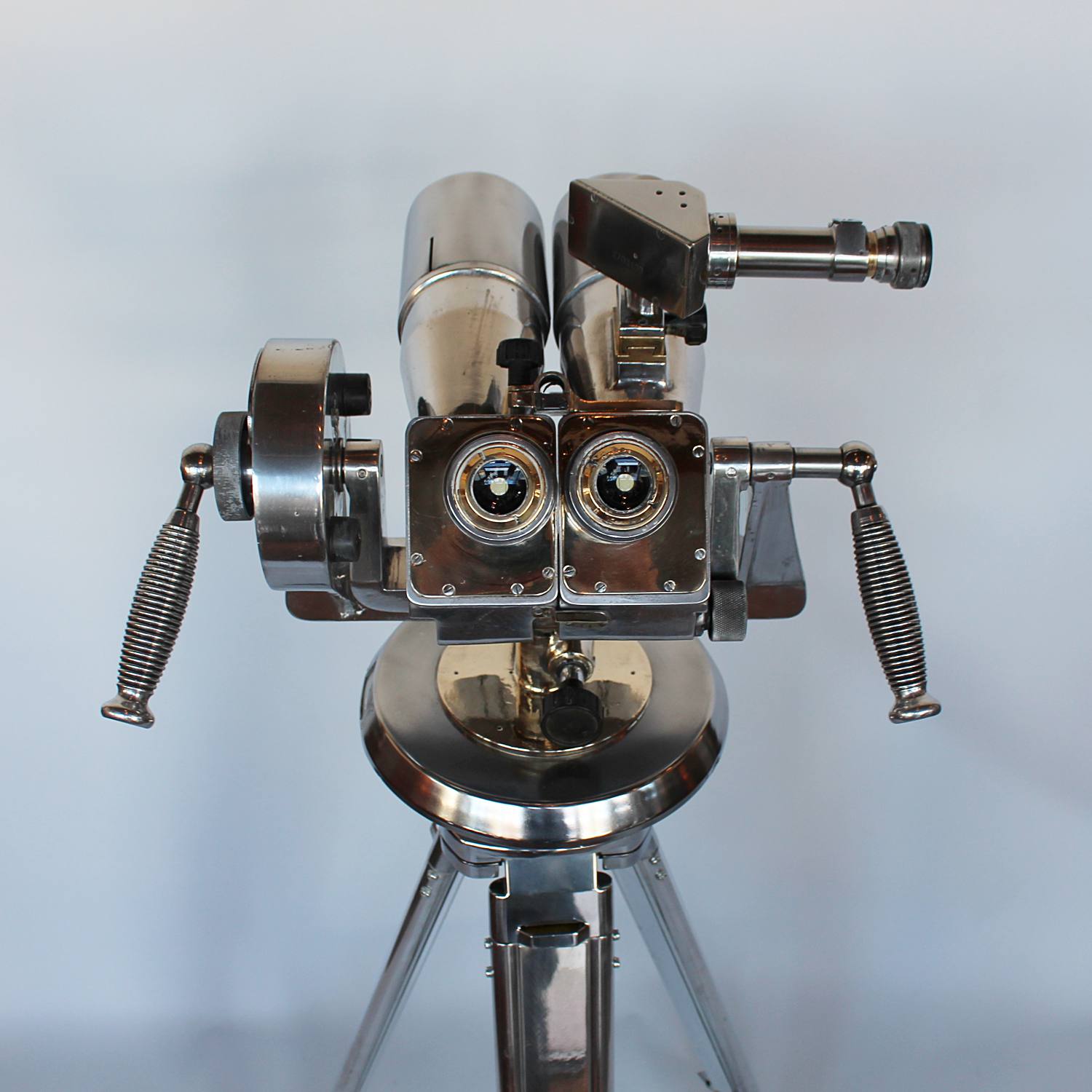 Czechoslovakian observation binoculars