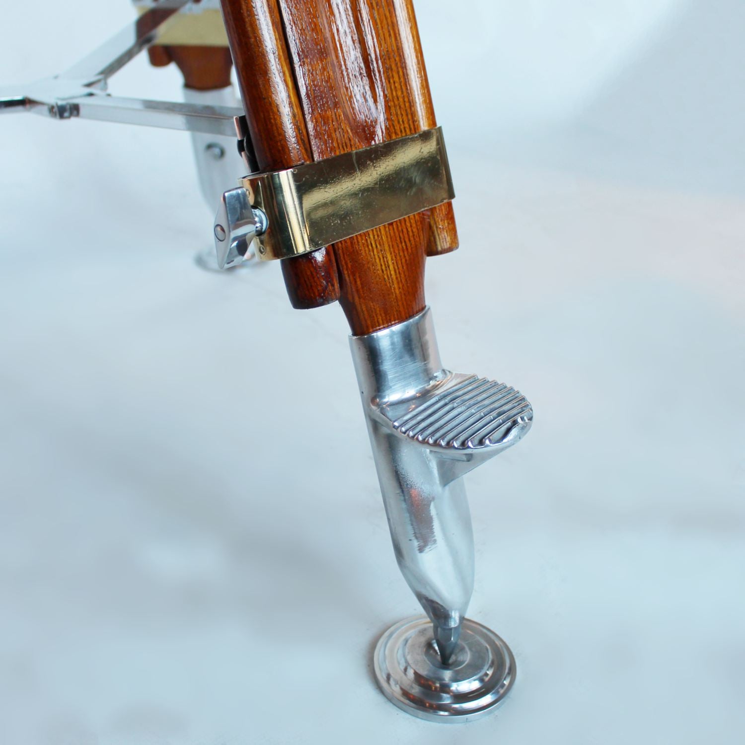 Art Deco 10 x 80 binoculars circa 1940 at Jeroen Markies