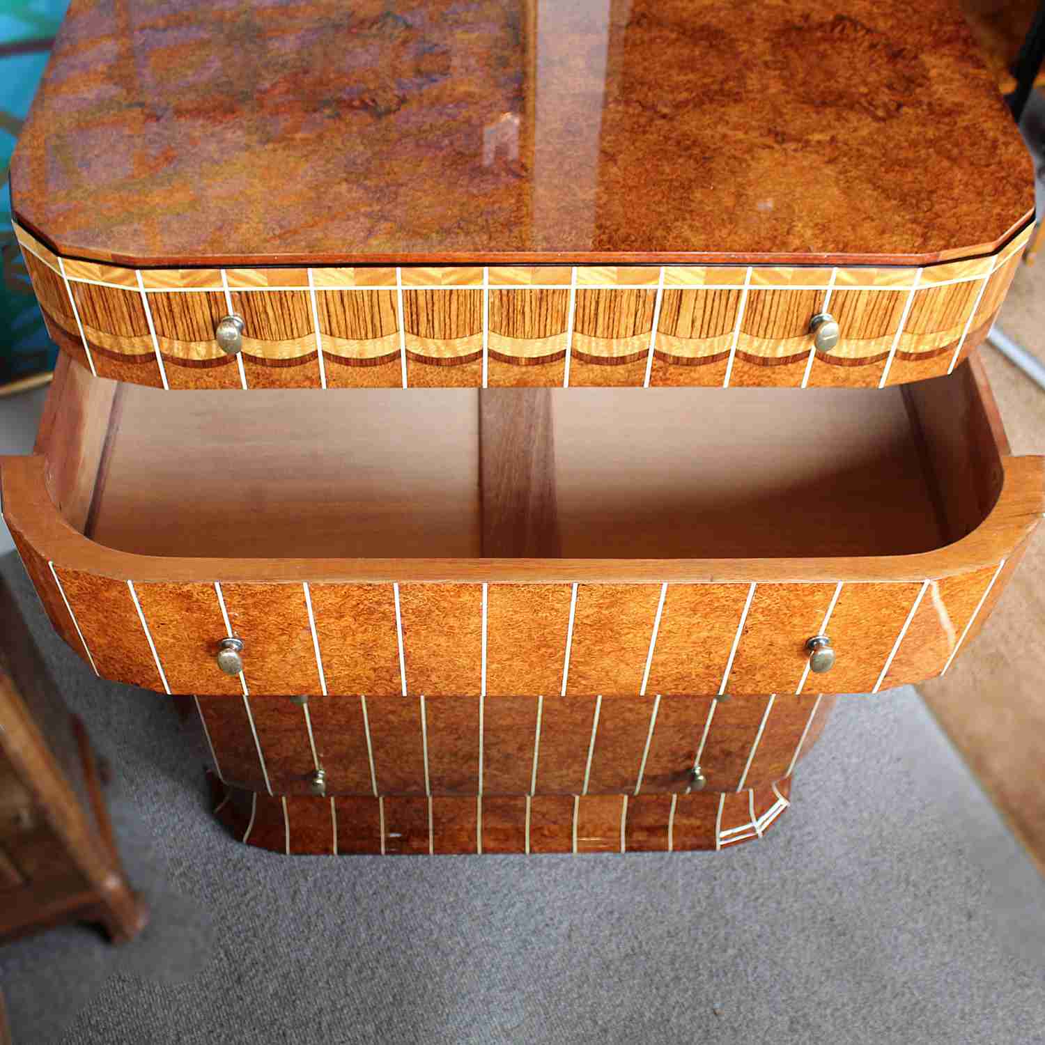 Art Deco chest of drawers