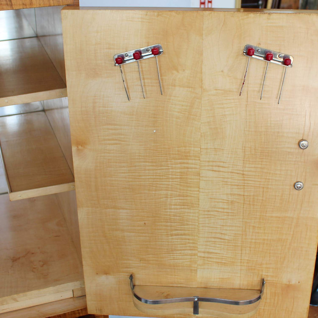 Art Deco cocktail Cabinet bar with u-shaped base at Jeroen Markies